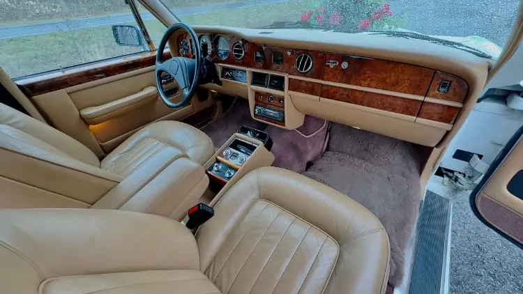 rolls-royce-silver-spirit Bild 9