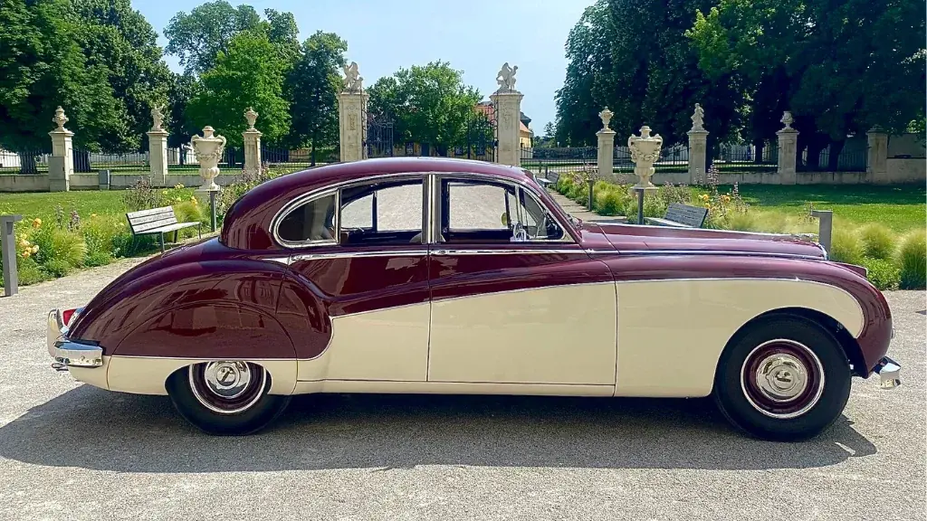 Jaguar Mark VIII Oldtimer mieten in Wien