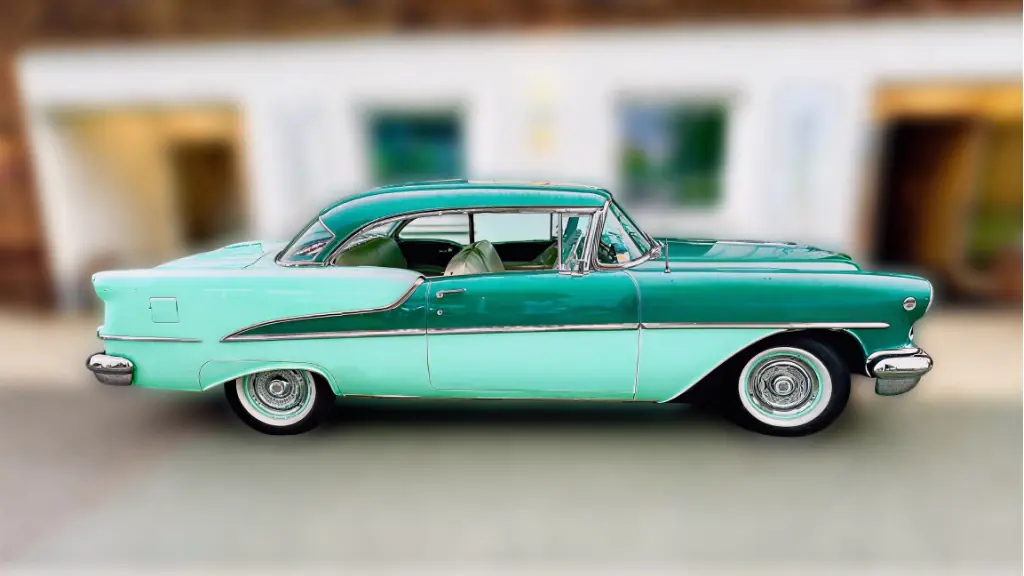 Oldsmobile Super 88 Oldtimer mieten in Wien